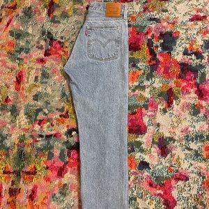 Levi’s wedgie straight